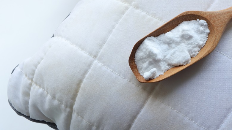 How to remove smell of new pillow